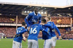 Everton Perkasa Ketika Berhadapan dengan Chelsea di Depan Pendukung Sendiri